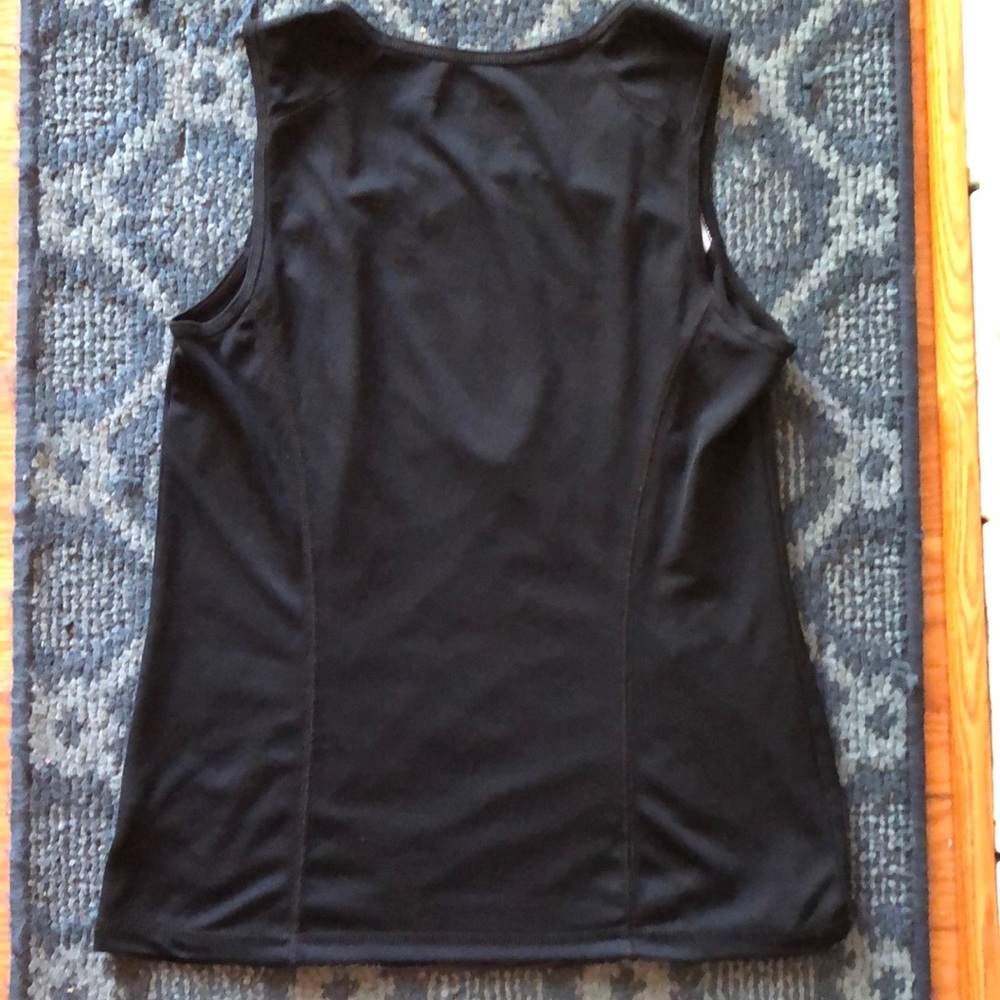 Xersion quick dry medium tank top. - Picture 3 of 4